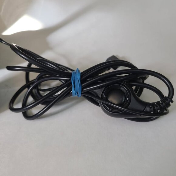 Logitech H390 Wired Over the Ear Headsets - Picture 4 of 4